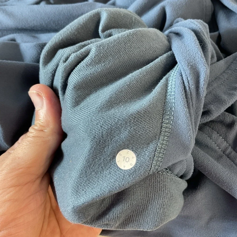 Lululemon Its Rulu Run‎ Long Sleeve Hoodie Women's Size 10 Stretch Blue Athletic